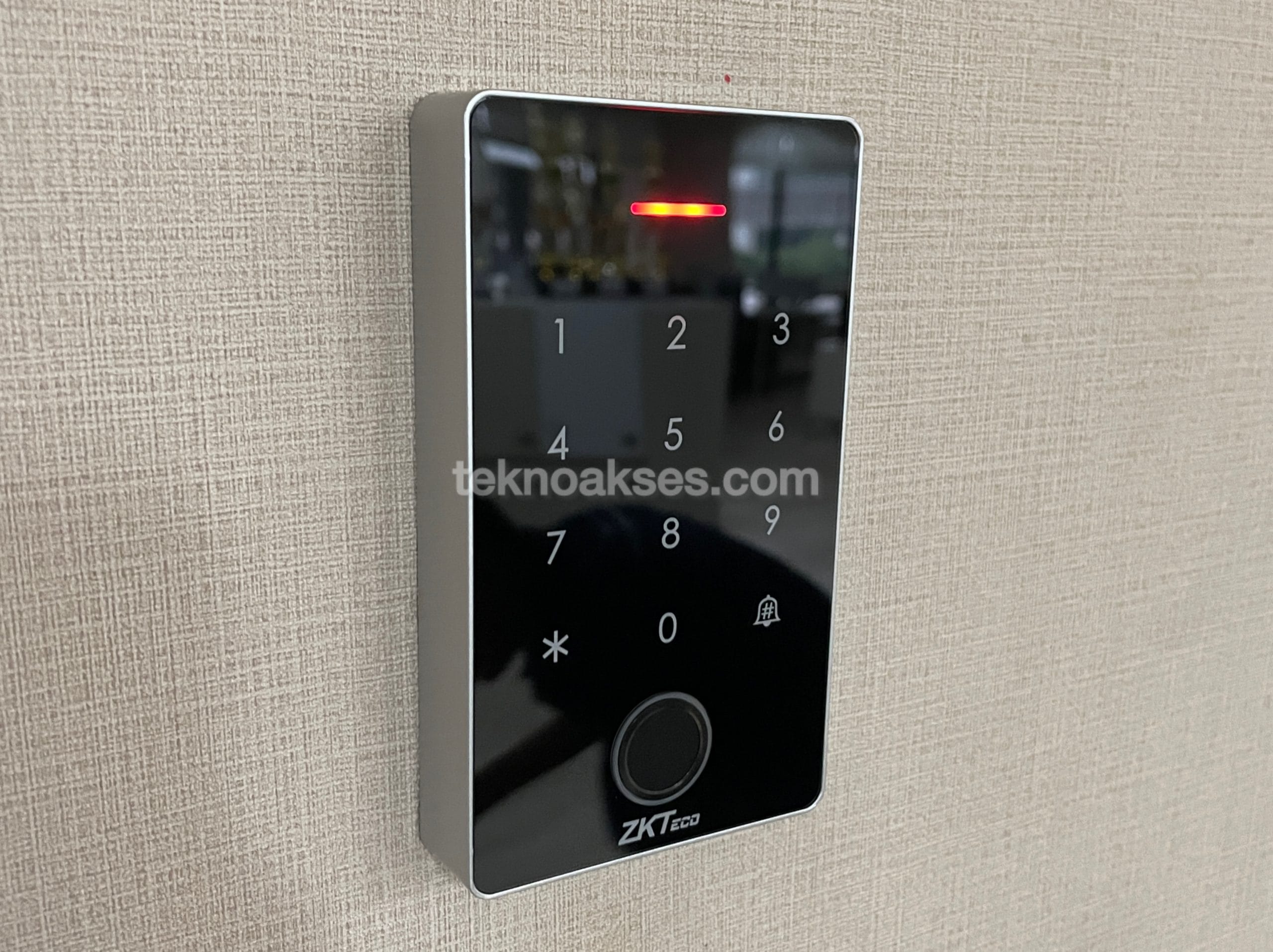 jasa access door kartu